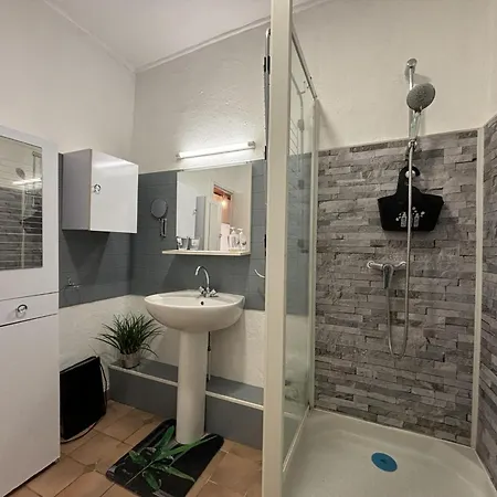 Holiday home Maison Independante Avec Jardin Et Terrasse, Idealement Situee Entre Moulins Et Vichy - Fr-1-489-544