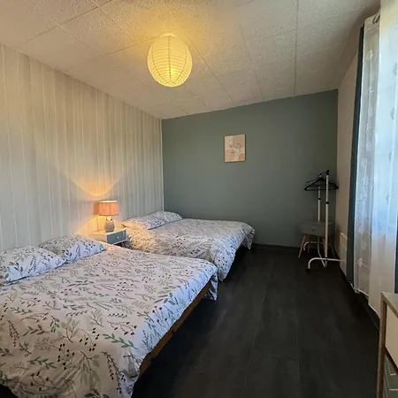 Holiday home Maison Independante Avec Jardin Et Terrasse, Idealement Situee Entre Moulins Et Vichy - Fr-1-489-544 *