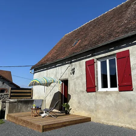 Ferienhaus Maison Independante Avec Jardin Et Terrasse, Idealement Situee Entre Moulins Et Vichy - Fr-1-489-544 Saulcet